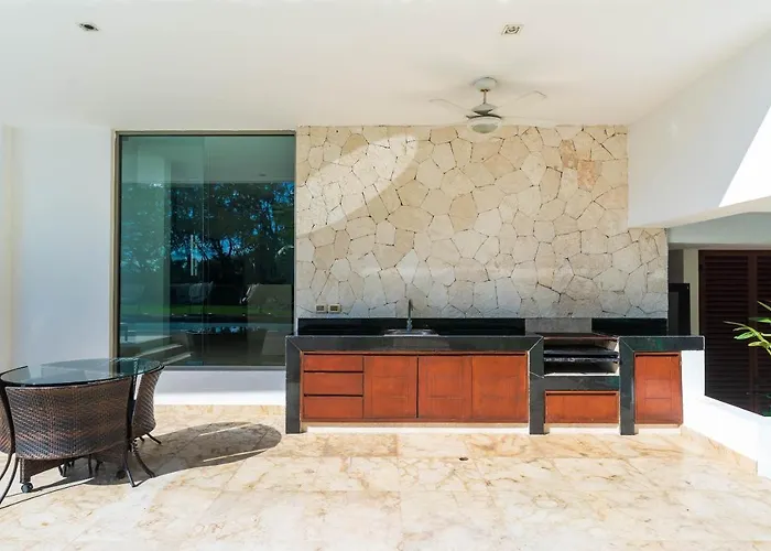 Villa Maya- Luxury Mansion